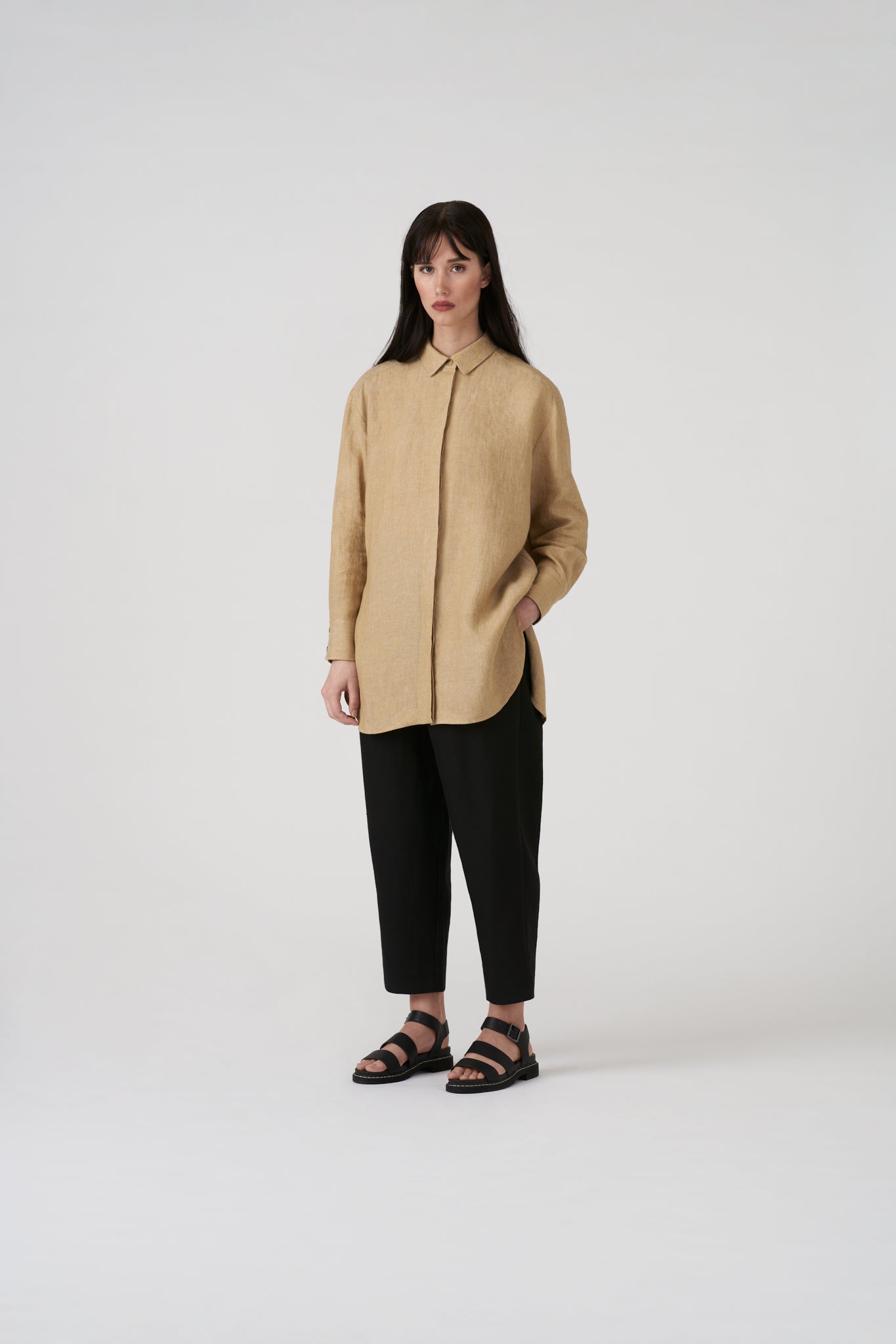 PLEATED LINEN TROUSERS