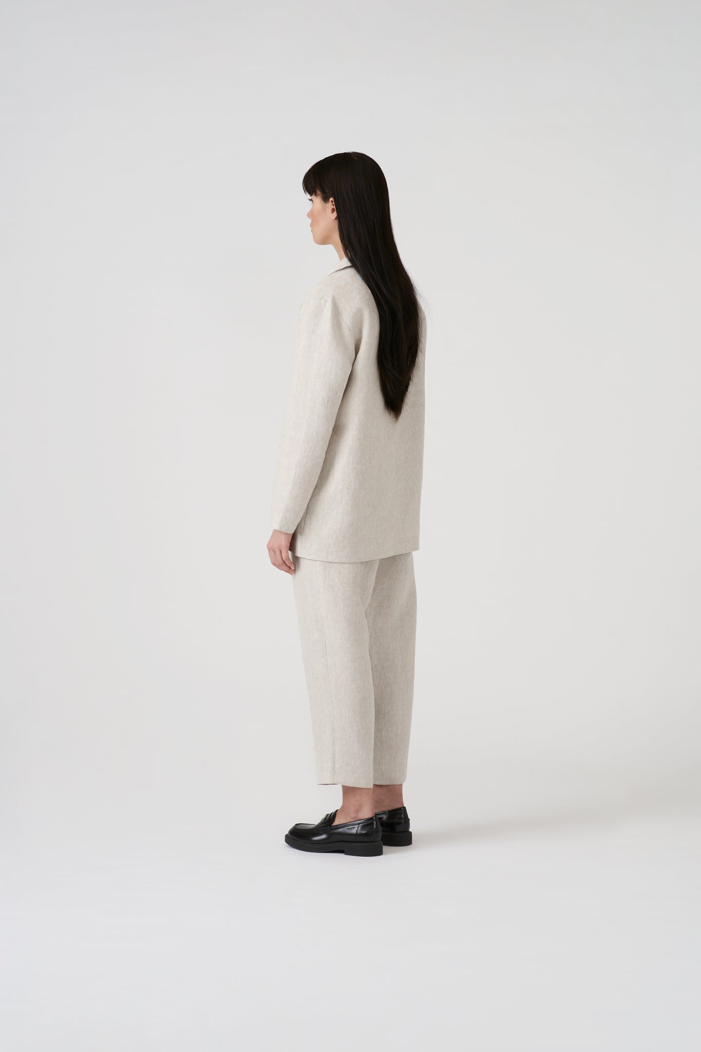PLEATED LINEN TROUSERS