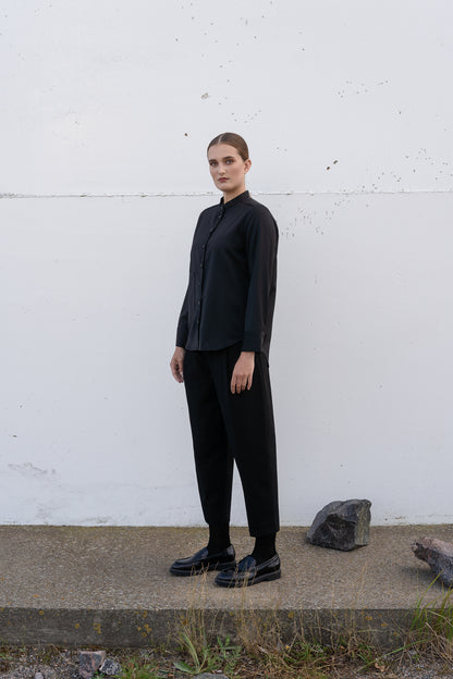 COLLARLESS WOOL SHIRT