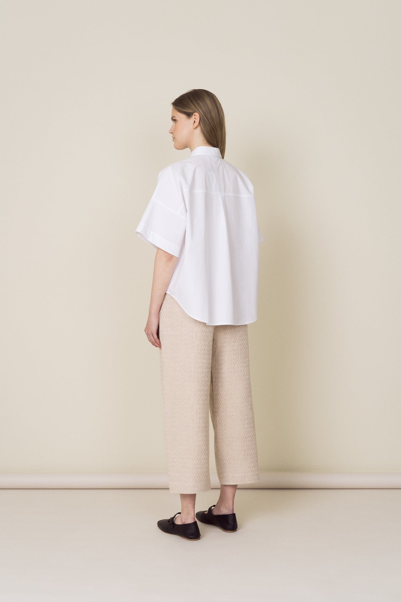 LOOSE WHITE COTTON SHIRT