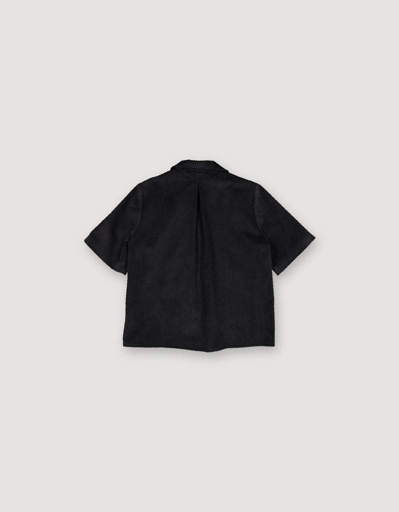 Black boxy short sleeve shirt