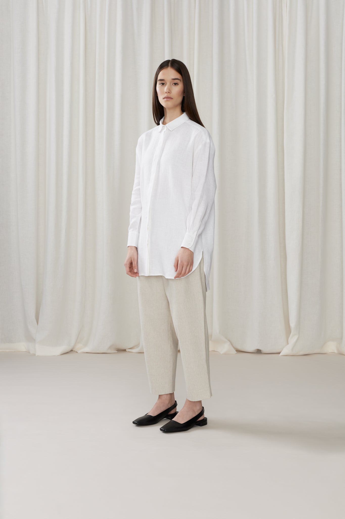 OVERSIZED LINEN SHIRT