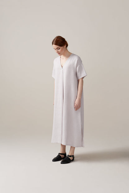 V-NECK LINEN DRESS