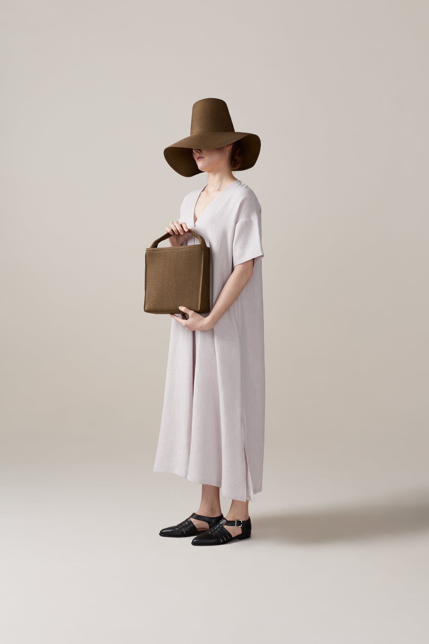 BRAIDED BAG AND GARDEN HAT